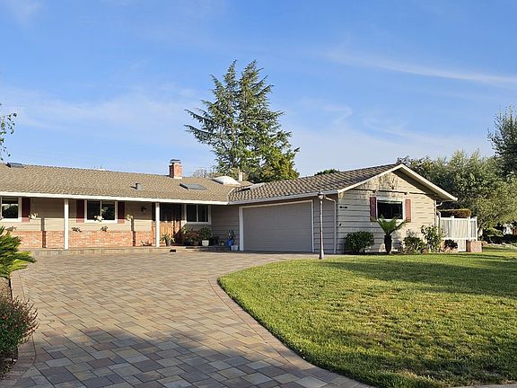 2nd image of 12270 Somerville Dr