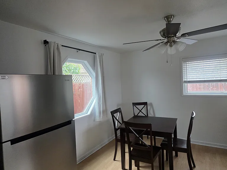 Circle Dr — Photo 18