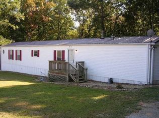 27 James Clark Ln, Belvidere, TN 37306