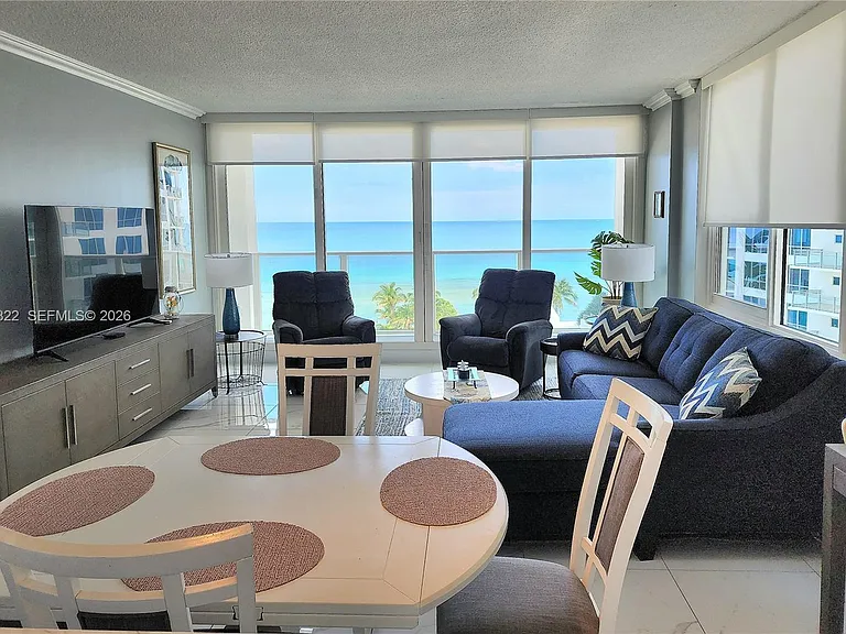 3505 S Ocean Dr #821 — Photo 11