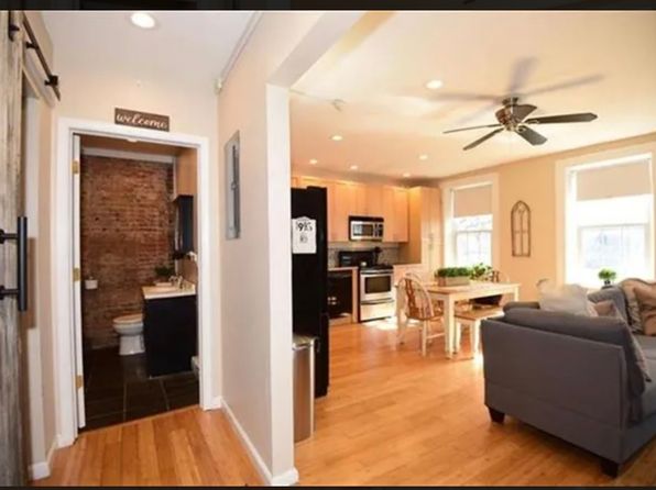 153 Northampton St #1, Easton, PA 18042