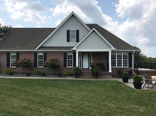 122 Ashton Ct, Bardstown, KY 40004