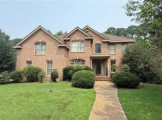 1 Carrington Ct, Hampton, VA 23666