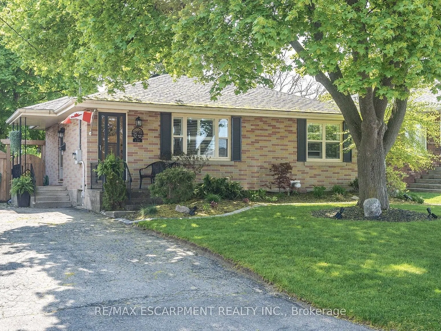 3 bed, $3,000 — Photo 1