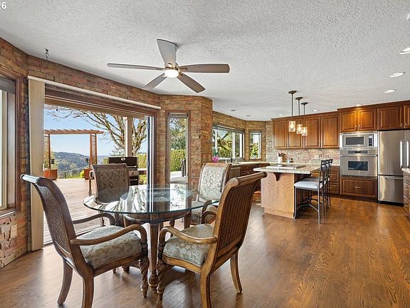 4th image of 3430 Riverknoll Way