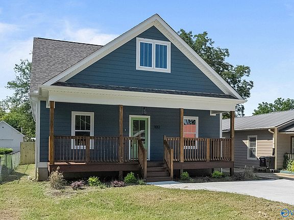 2nd image of 1012 Halsey Ave NE