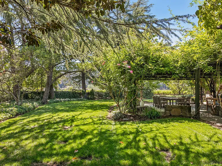 1819 Zinfandel Ln — Photo 78