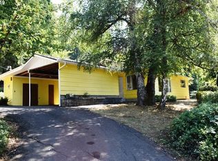 1700 Cambria Pl, Cottage Grove, OR 97424