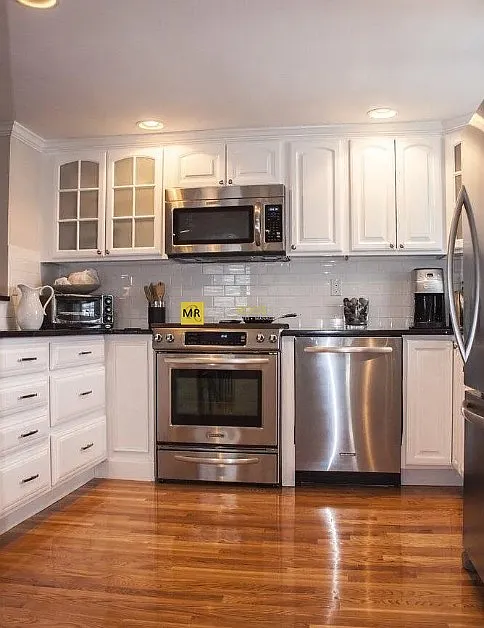 1 bed, 1.0 bath, 900 sqft, $2,900 — Photo 2