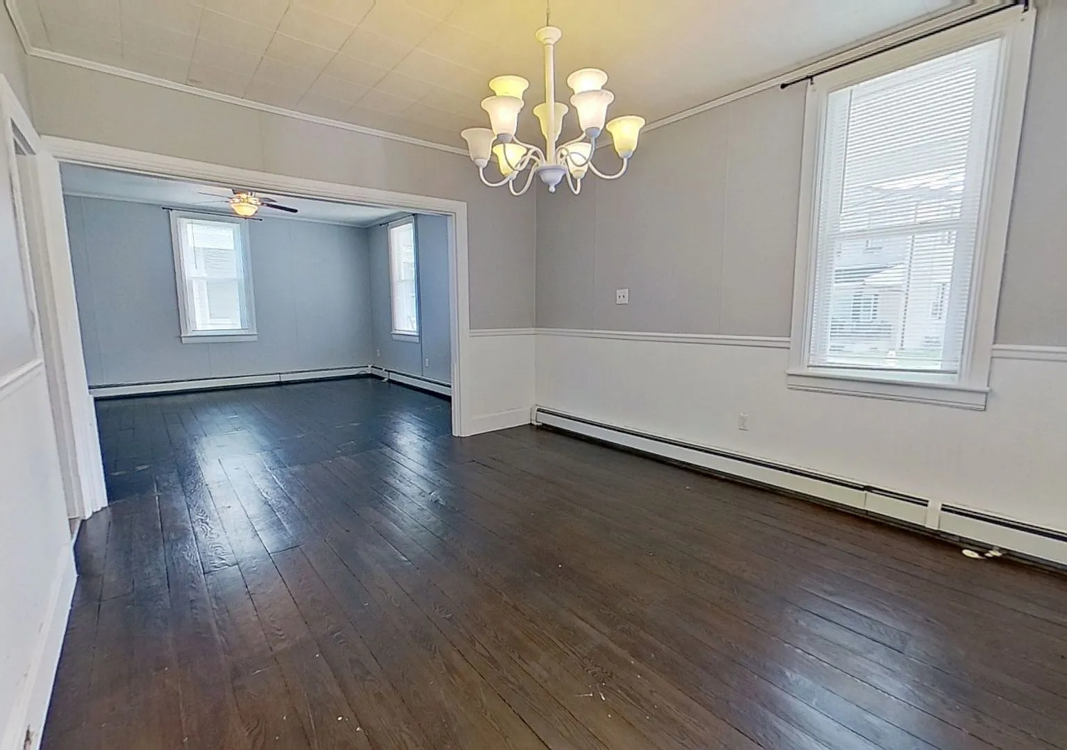 Spacious Single Family Home — Photo 4