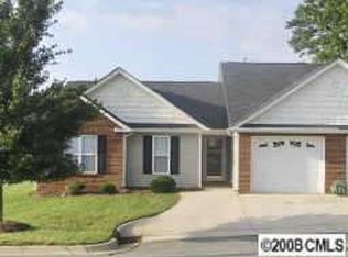 128 Dujon Ct, Mount Holly, NC 28120