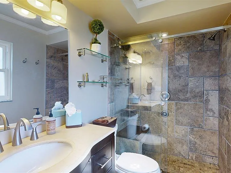 1120 N Shore Dr NE #501 — Photo 55