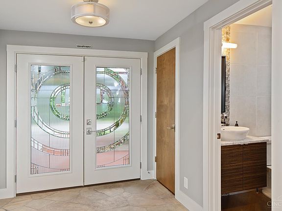 3rd image of 2346 Wilmington Rd