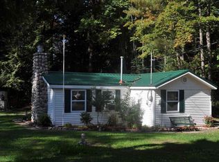 5559 E Shore Dr NE, Kalkaska, MI