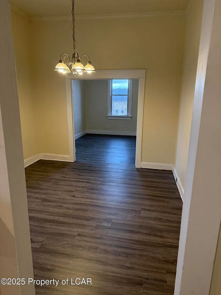 3 bed, 1141 sqft, $1,250 — Photo 2