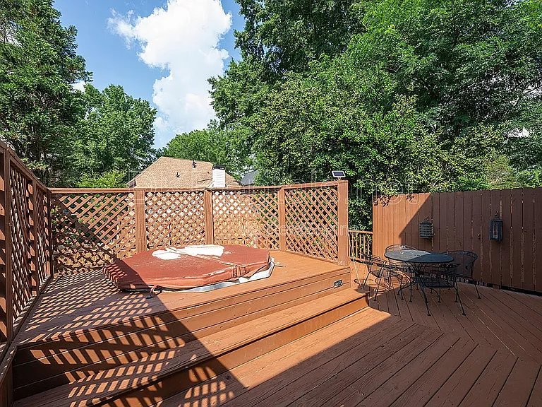 2200 Goodwood Blvd SE — Photo 19