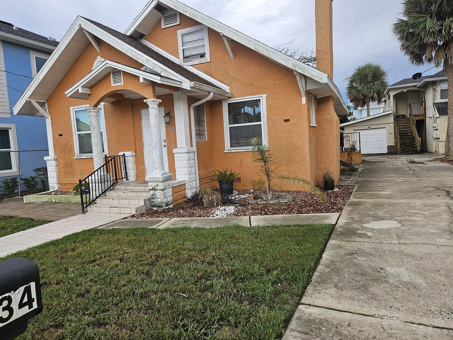 430 Goodall Ave — Photo 1