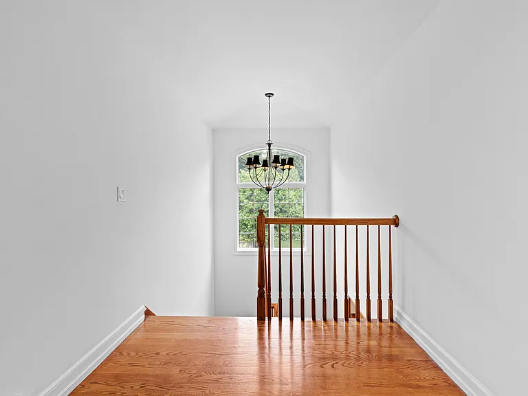 40 E Oakdene Ave #B — Photo 19