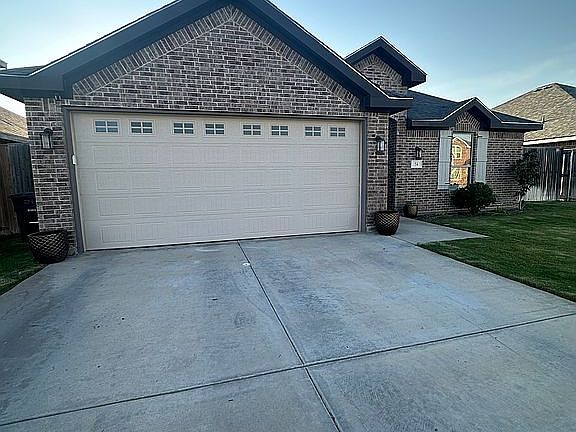 3rd image of 54 Berkshire Cir