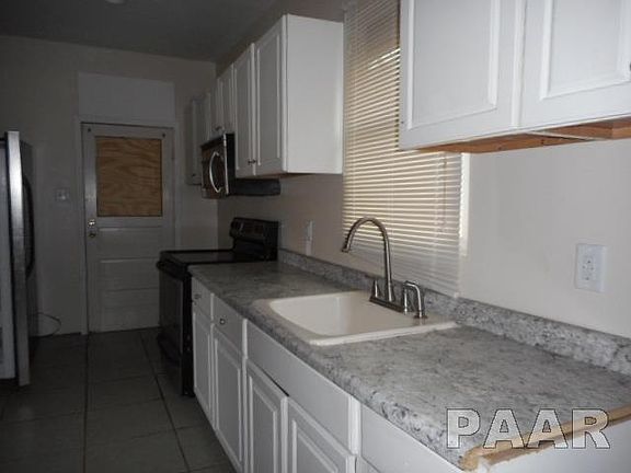 3rd image of 2813 W Malone St