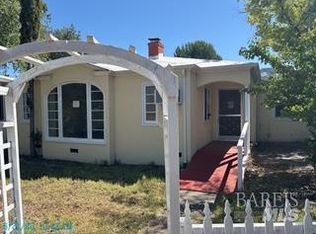 570 Cloverdale Blvd, Cloverdale, CA 95425