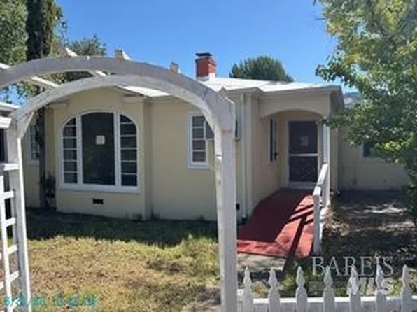 570 S Cloverdale Boulevard, Cloverdale, CA 95425