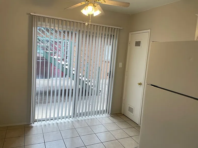 Beautiful one and two bedroom units available now! — Photo 7