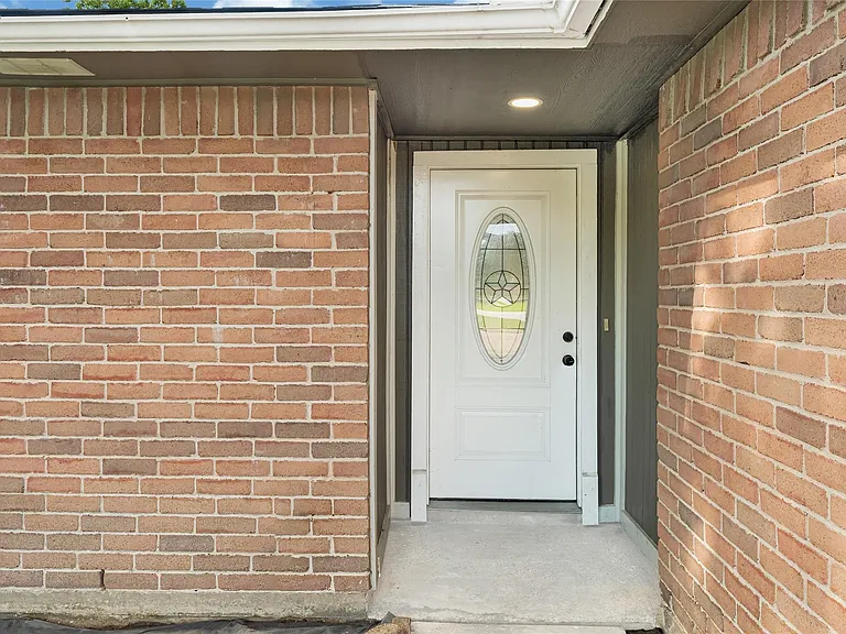 13439 White Cliff Dr — Photo 3