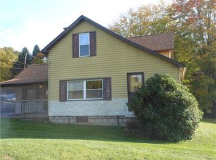 102 Pleasant Valley Rd, Portersville, PA 16051