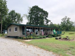 11593 Peterville Rd, Havana, IL 62644