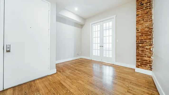 Rented by Nooklyn NYC LLC | media 16