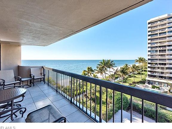 3rd image of 4001 Gulf Shore Blvd N APT 506