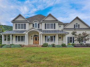 3845 Eagle Crest Dr, Roanoke, VA 24018