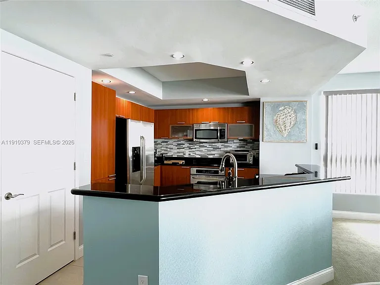 231 Riverside Dr #510 — Photo 12
