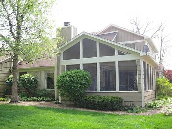 2nd image of 3520 E 75th Pl