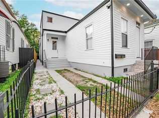 2119 Chippewa St, New Orleans, LA 70130