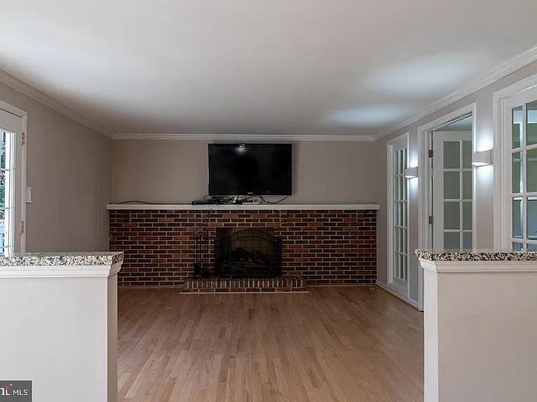 14913 Lear Ln — Photo 11