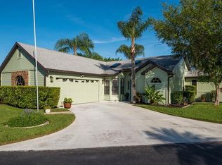 5042 82nd Way E, Sarasota, FL 34243
