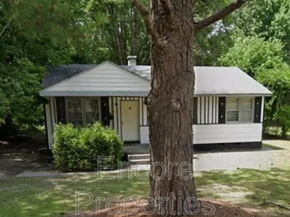 1102 Ferndale Ln, Kinston, NC 28501