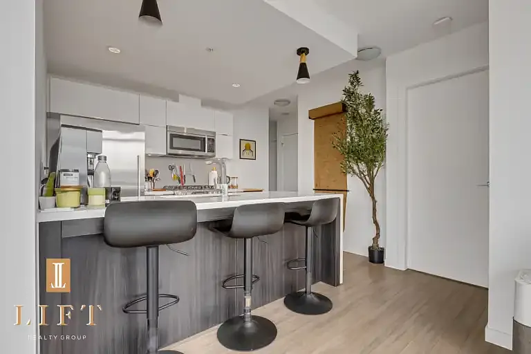 1775 Quebec St #1806 — Photo 5