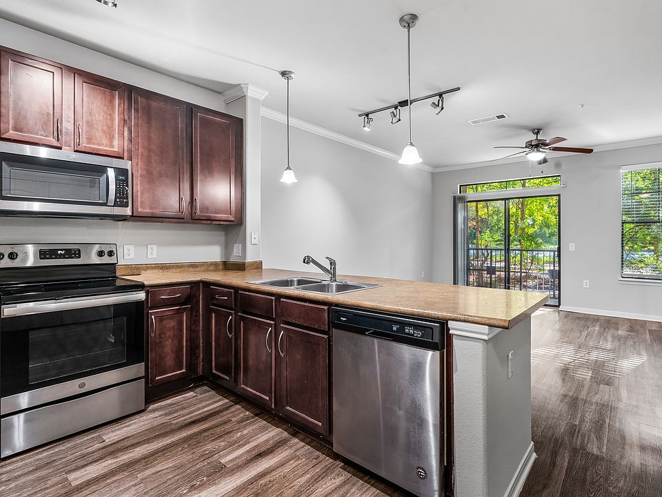 Prep-Friendly Kitchen