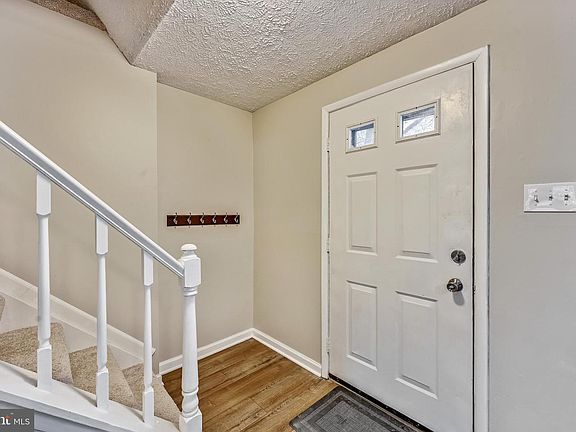 3rd image of 10709 Glen Hannah Dr