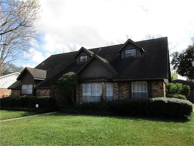 1st image of 2106 N Memorial Ct
