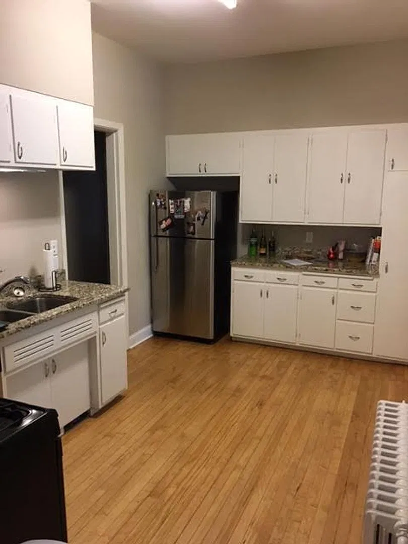 629 6th St SE — Photo 3