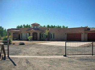 74 Otero Rd, Los Lunas, NM 87031