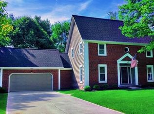 7048 Fitzgerald Rd, Dublin, OH 43017