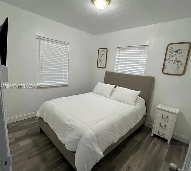 1021 NW 37th Ave — Photo 17