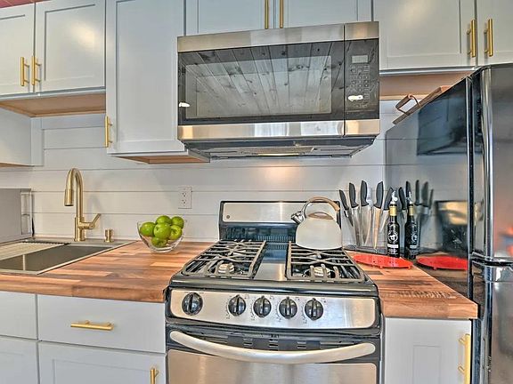 5th image of 59 Davidson Dr #2