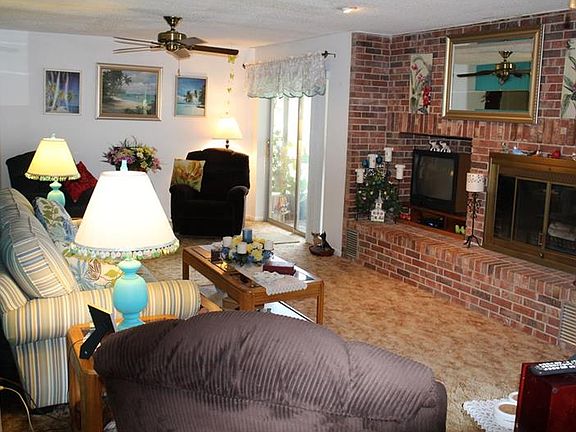 5th image of 5928 Country Club Dr