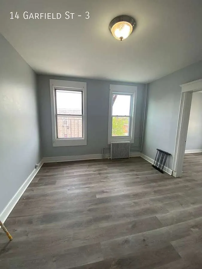 4 bed, $3,500 — Photo 4